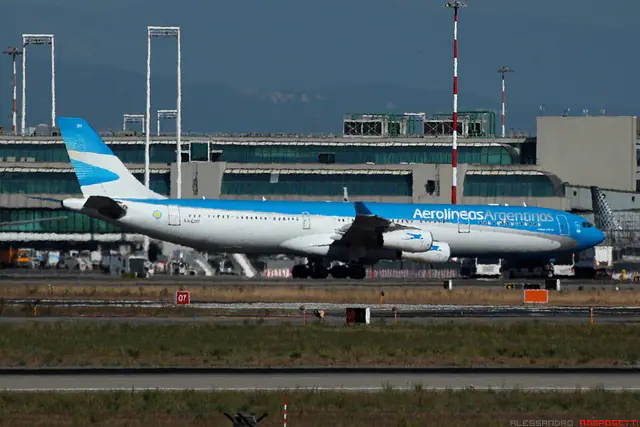 Airbus A340-300 aircraft
