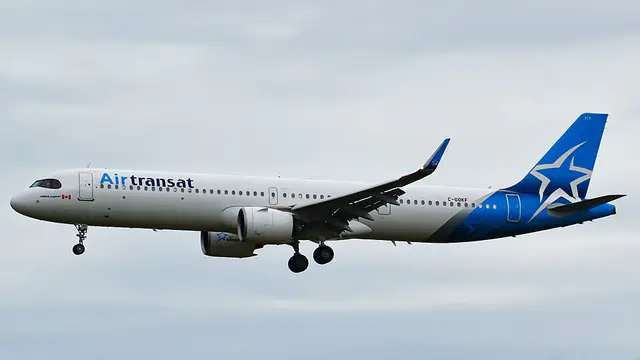 Air Transat Airbus A321 aircraft