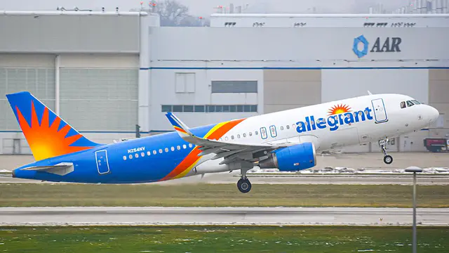 Allegiant Air Airbus A320 aircraft
