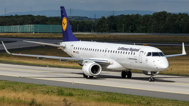 Lufthansa Embraer E190 aircraft