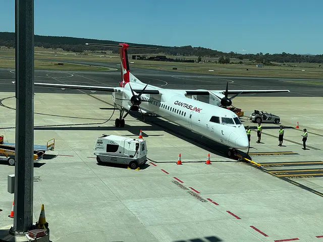 Qantas De Havilland Dash 8-400 aircraft