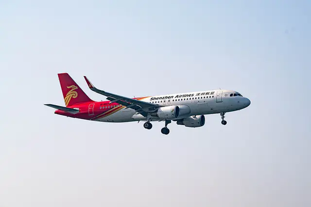 Shenzhen Airlines Airbus A320 aircraft