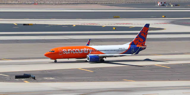 Sun Country Airlines Boeing 737-800 aircraft