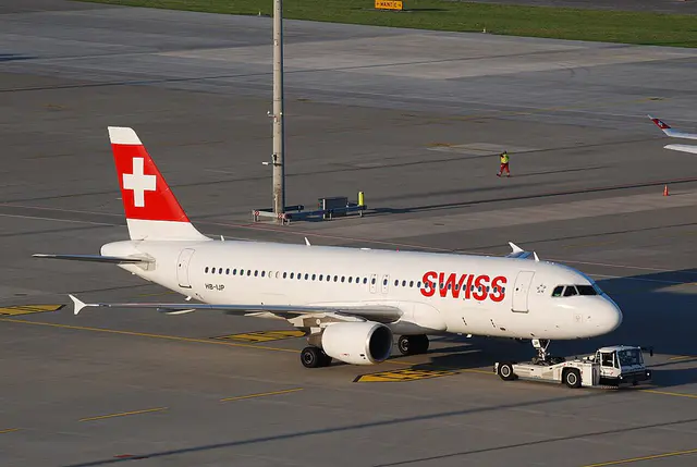 Swiss International Air Lines Airbus A320 aircraft