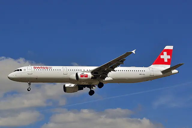 Swiss International Air Lines Airbus A321 aircraft