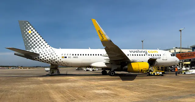 Vueling Airbus A320 aircraft